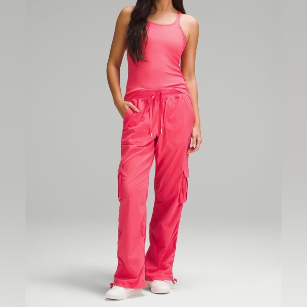 Lululemon‎ Relaxed Fit Midrise Dance Studio Cargo Pants Size Small EUC